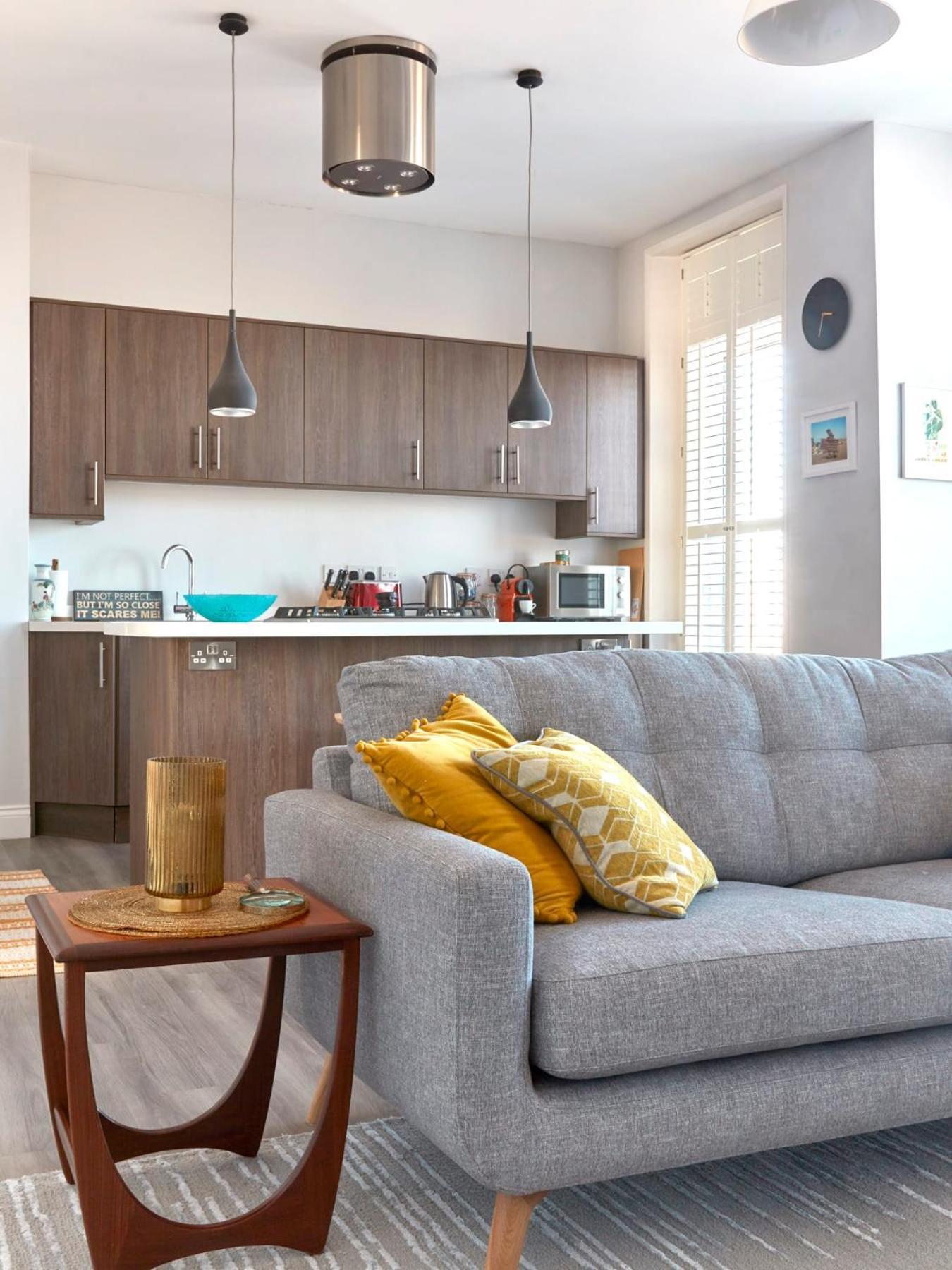 Spacious Beach Front Apartment With Stunning Sea Views Deal Eksteriør billede